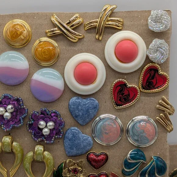 Vintage 80s & 90s reseller earrings 50+ bundle - Picture 2 of 8